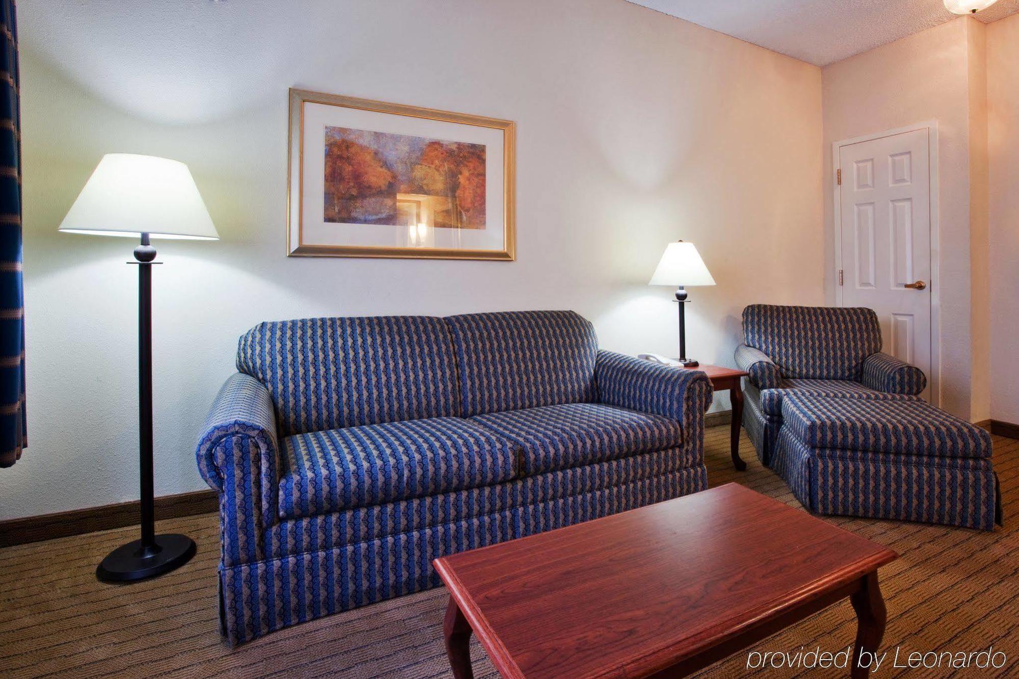 Holiday Inn Hotel And Suites Peachtree City By Ihg Rom bilde